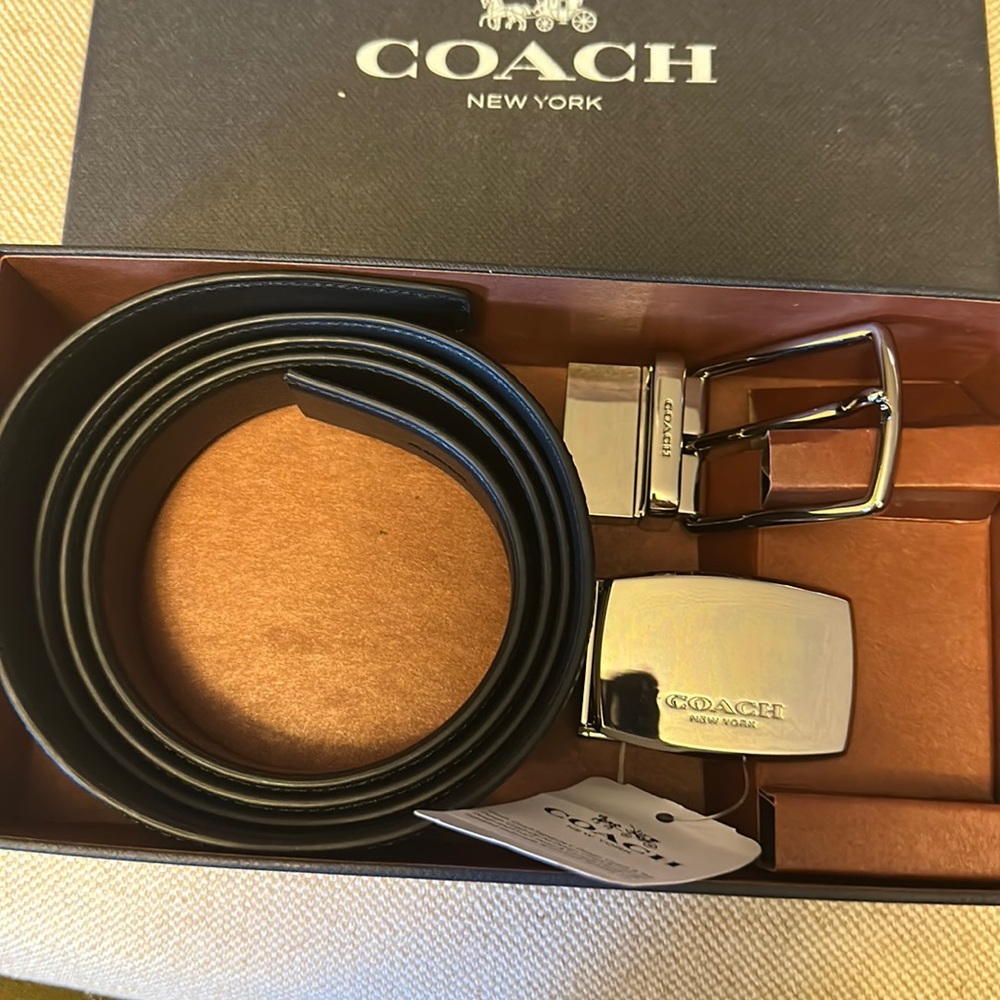Men’s Coach belt. Brand new!